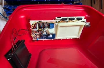 Circle8 Bin - Internal View